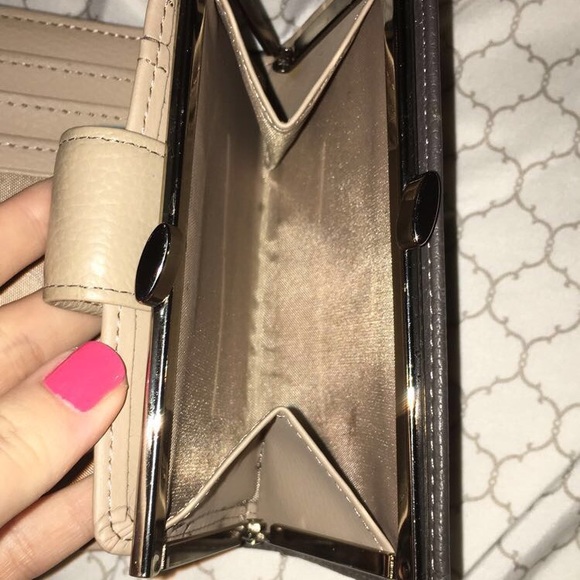 Wallet - Picture 5 of 6